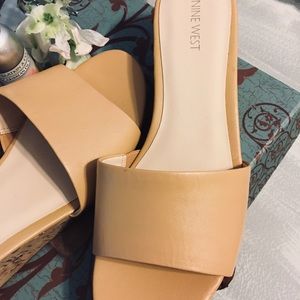 NEW Nine West “confetty“